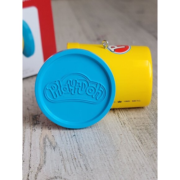 Hallmark Play-Doh penguin Hasbro ornament Xmas - Picture 5 of 8